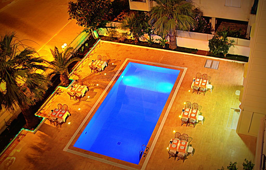 Rumana Hotel Anamur Exteriör bild