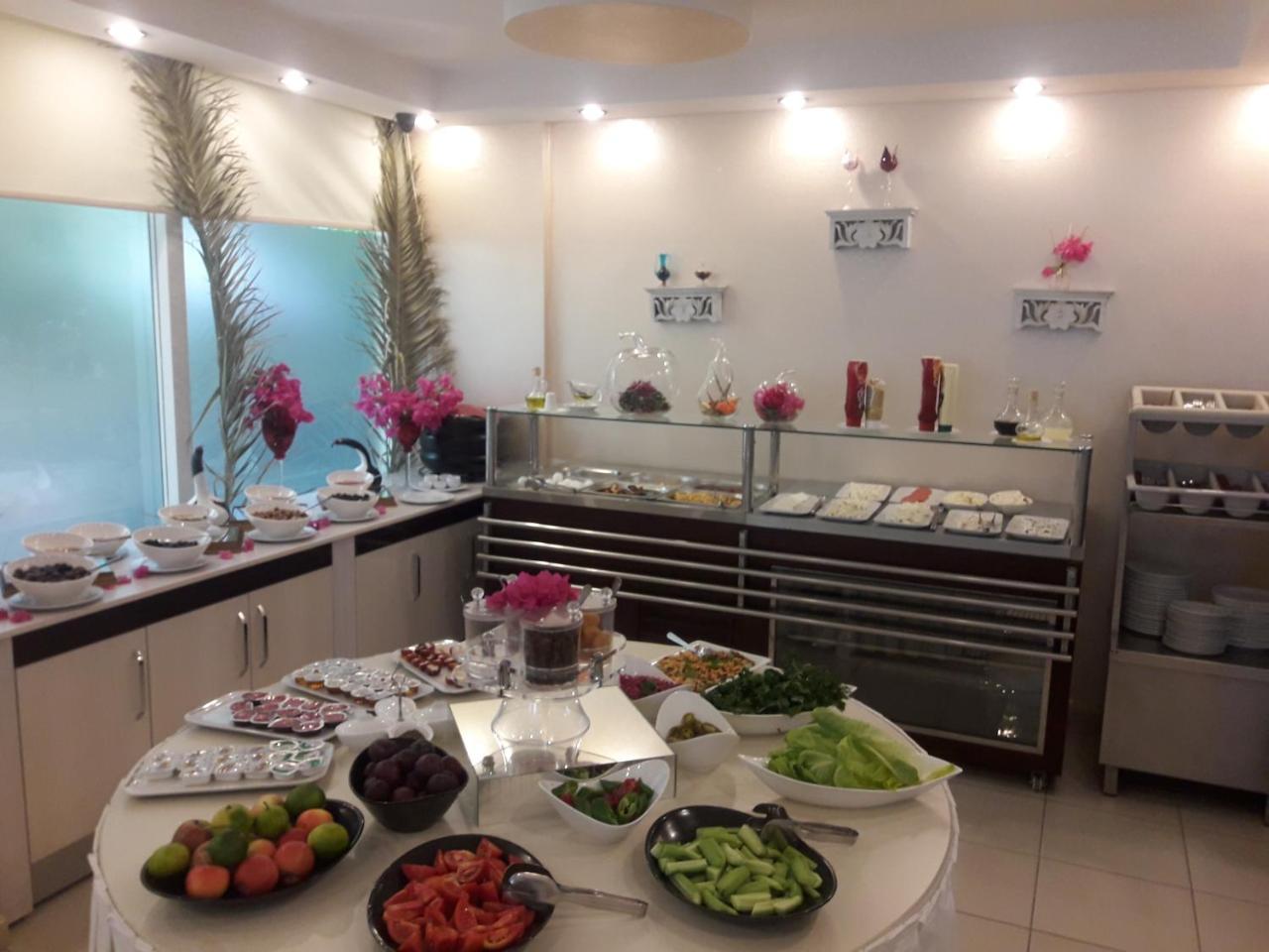 Rumana Hotel Anamur Exteriör bild